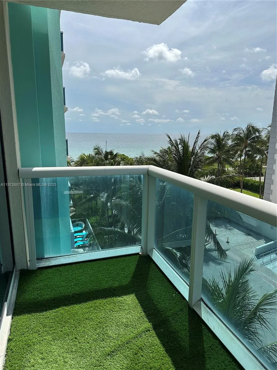 2 bedroom 2 bath for sale at 9201 Collins Ave # 524, Surfside FL 33154