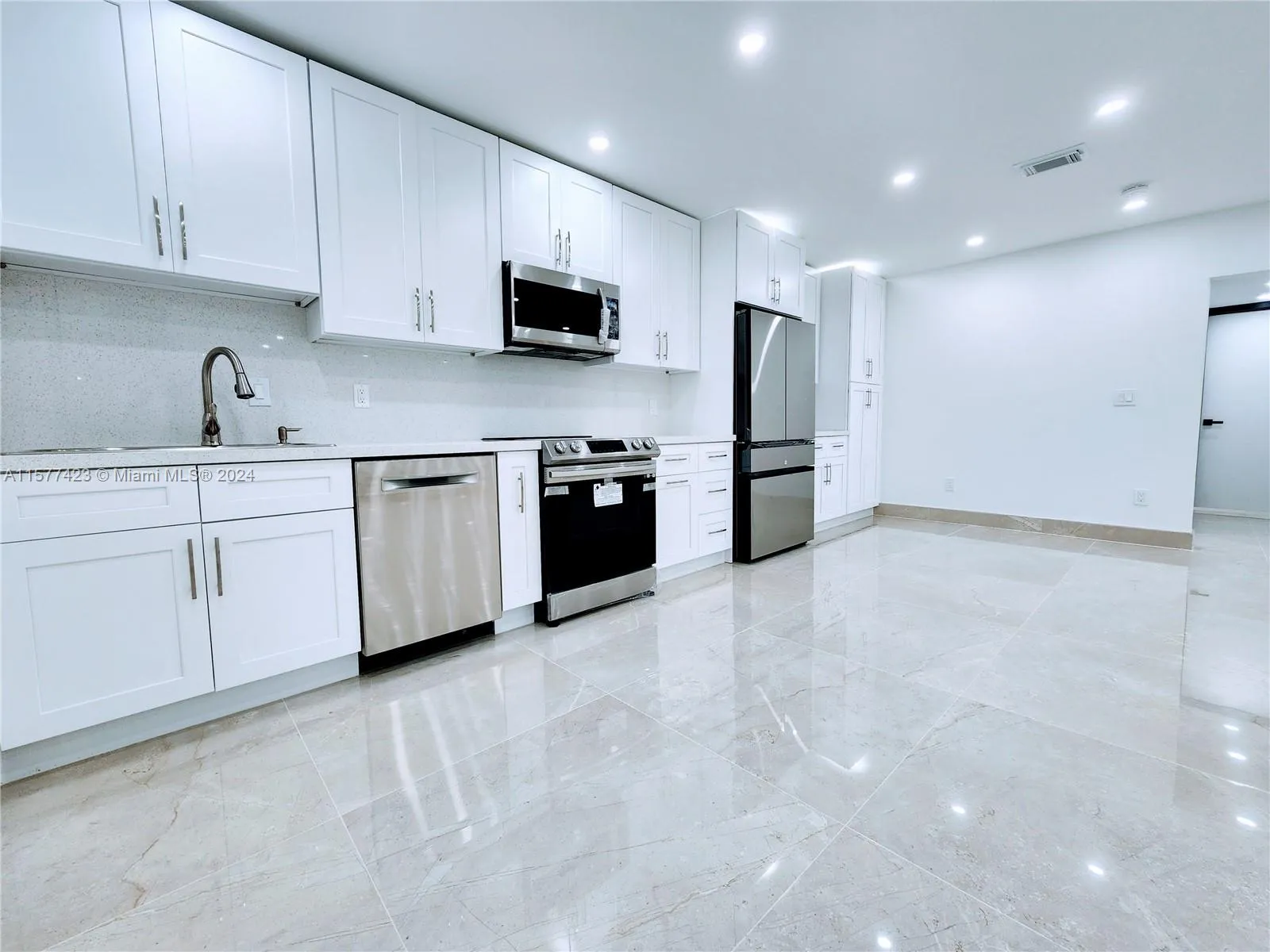 11930 NE 19th Dr # 3, North Miami FL 33181