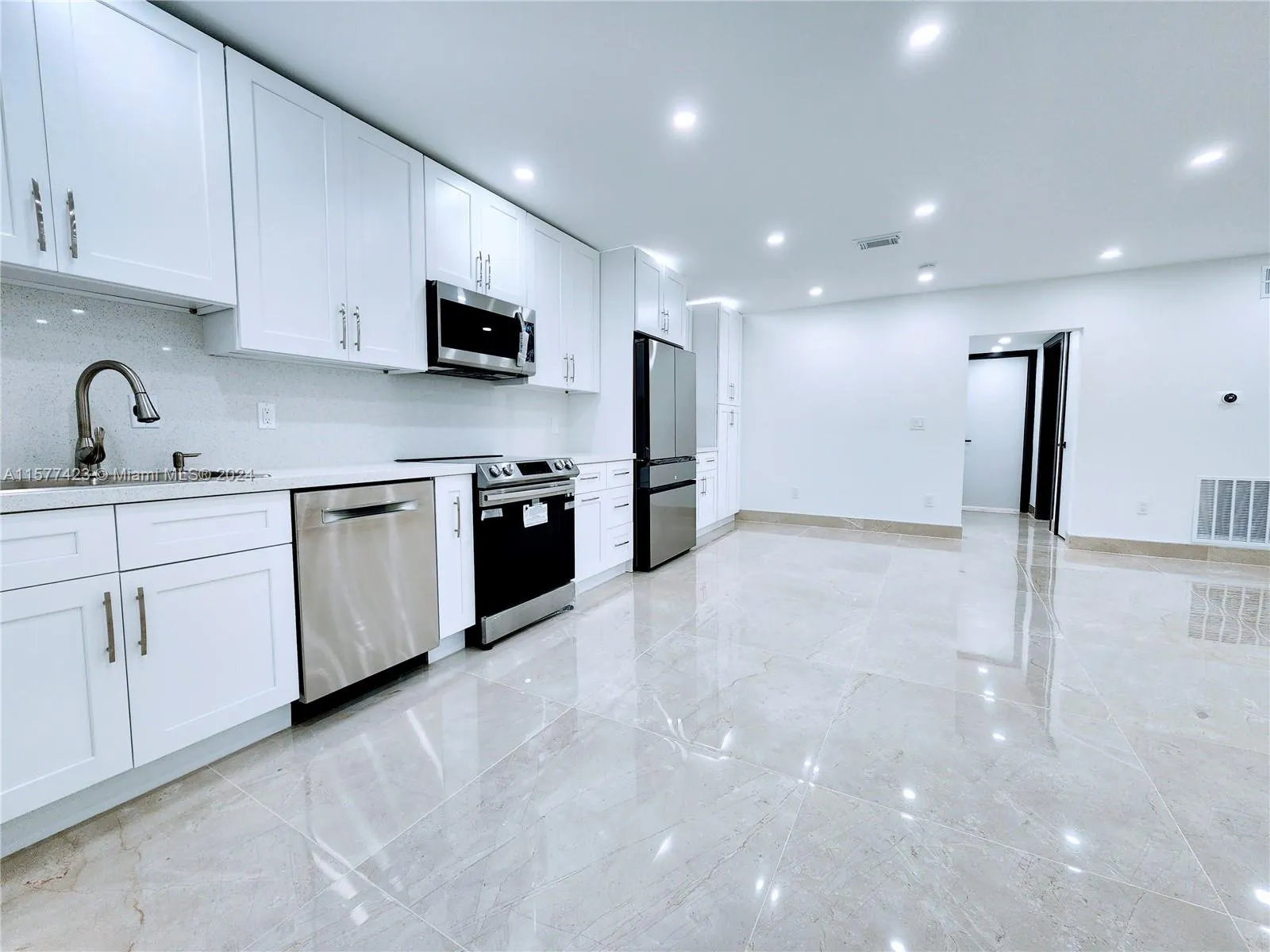 11930 NE 19th Dr # 3, North Miami FL 33181