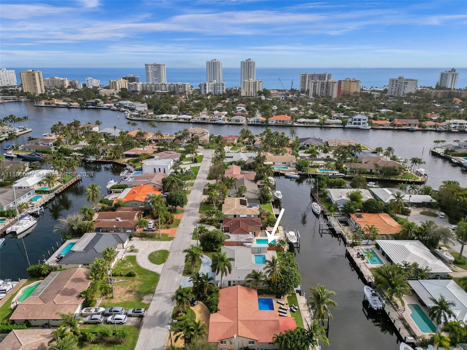 2560 SE 9th St, Pompano Beach FL 33062