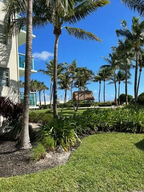 3801 S Ocean Dr # 2D, Hollywood FL 33019