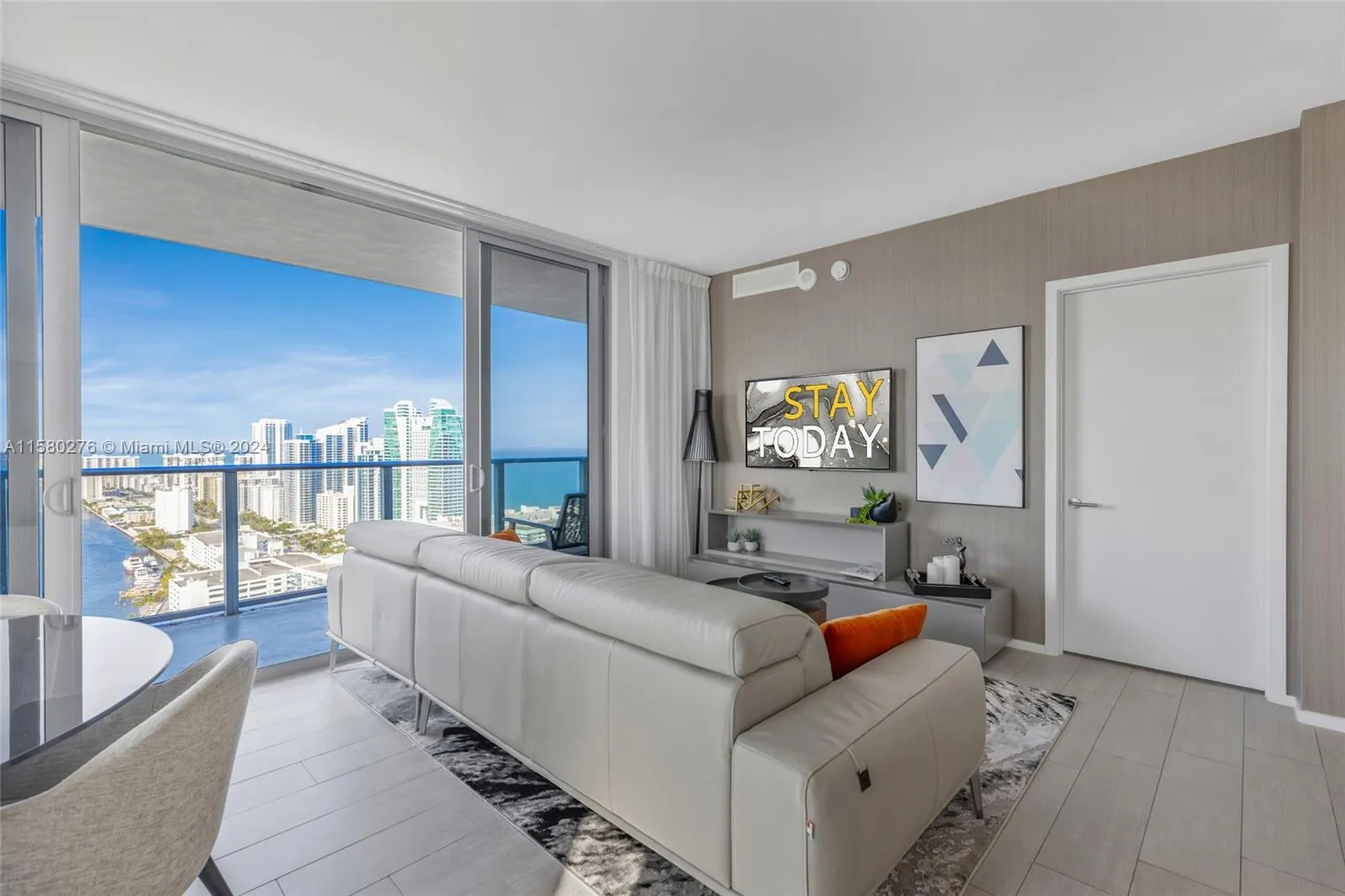 4010 S Ocean Dr # R3002, Hollywood FL 33019