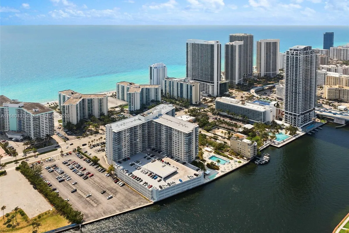 3800 S Ocean Dr # 238, Hollywood FL 33019