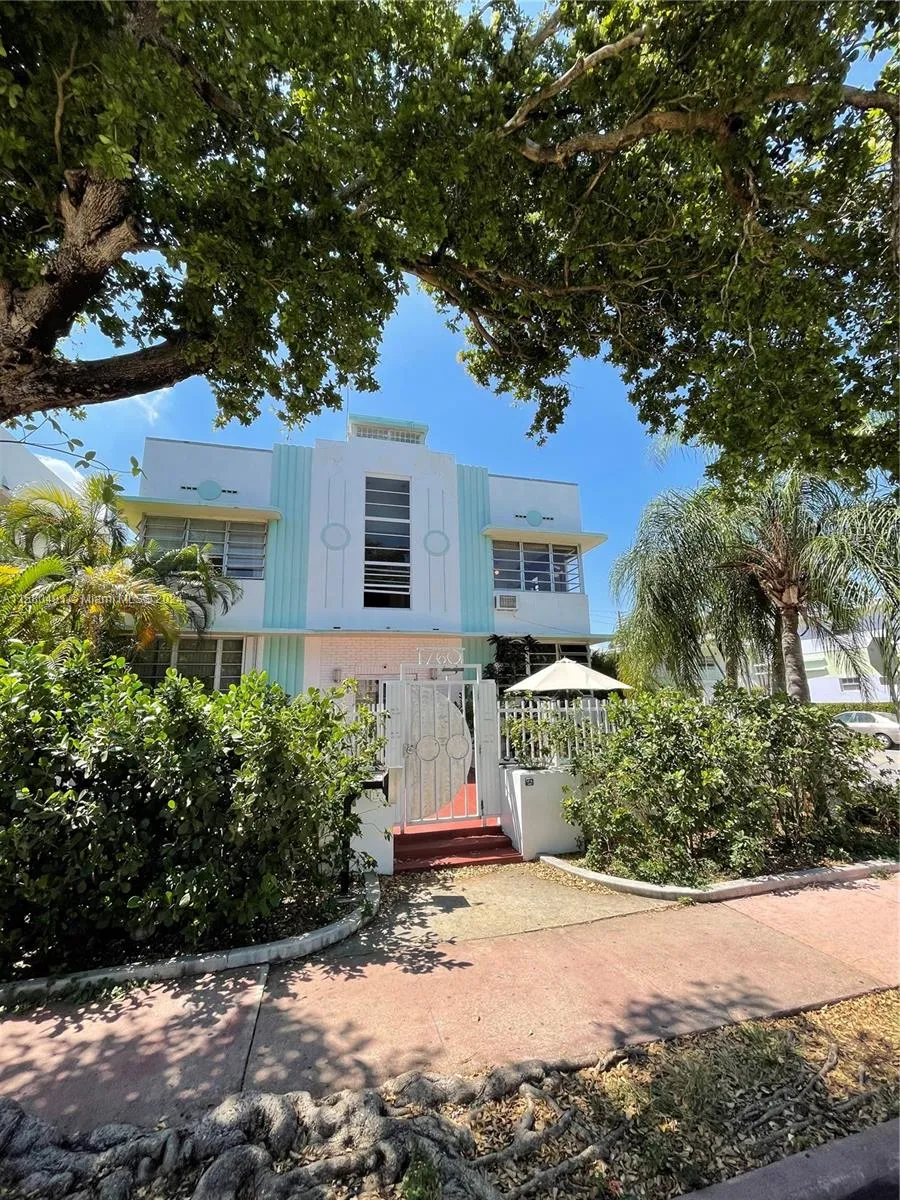 1 bedroom 1 bath for sale at 760 Jefferson Ave # 11, Miami Beach FL 33139