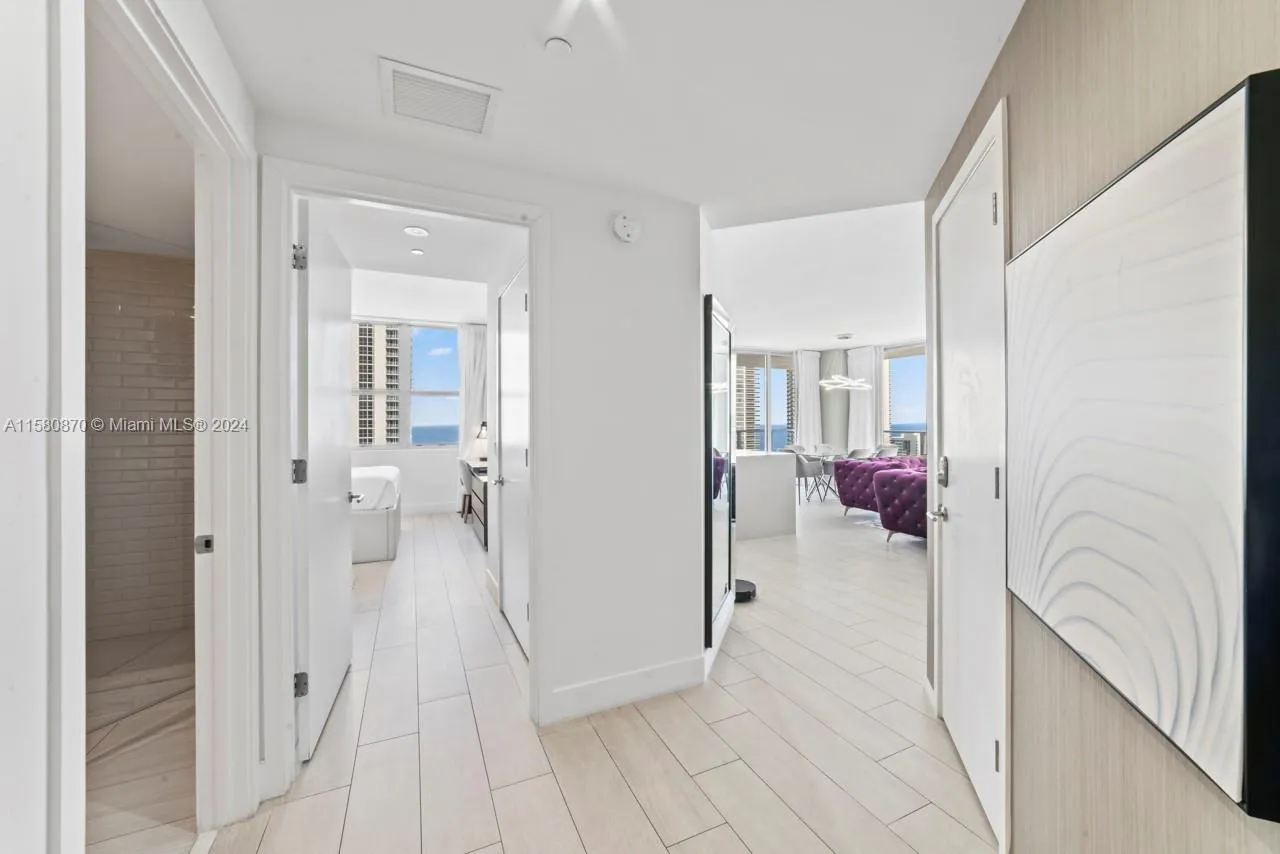 2 bedroom 2 bath for rent at 4010 S Ocean Dr # R2409, Hollywood FL 33019