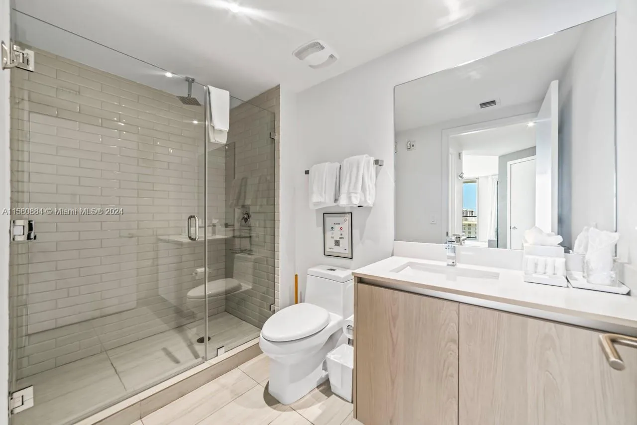 4010 S Ocean Dr # R1601, Hollywood FL 33019