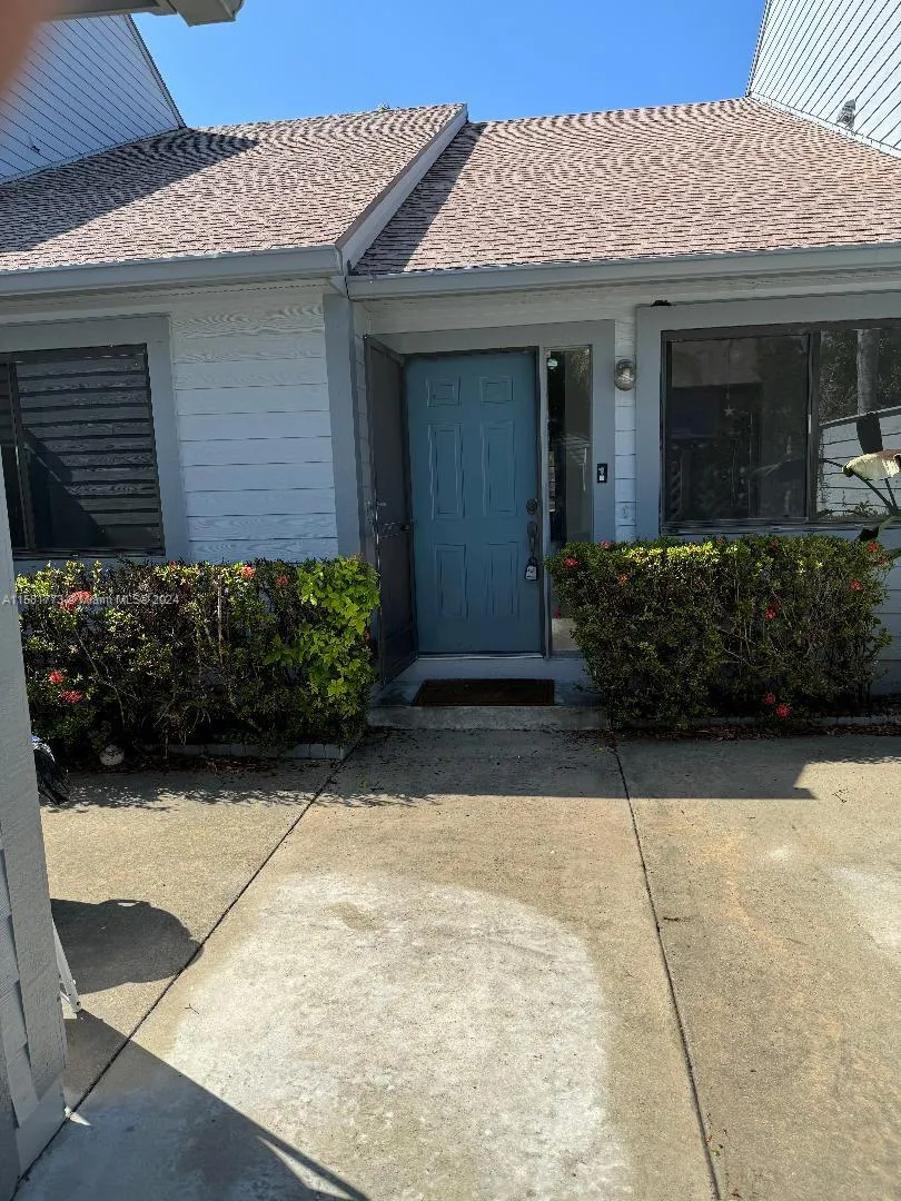 6114 SE Georgetown Pl, Hobe Sound FL 33455