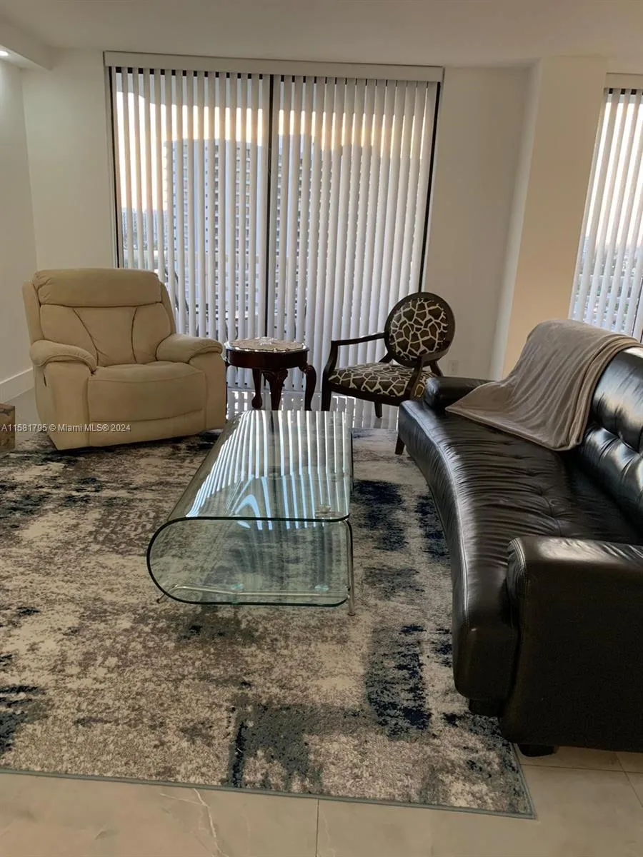 3300 NE 192nd St # 1506, Aventura FL 33180
