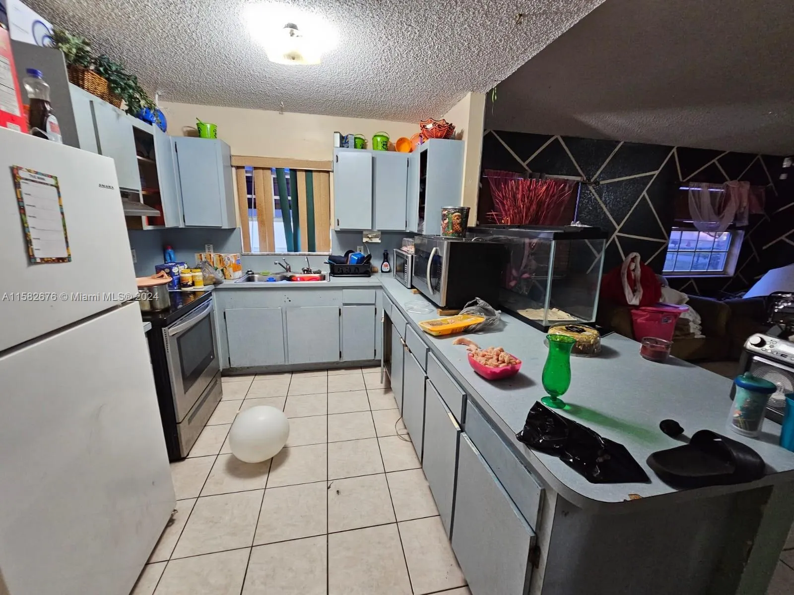 725 NW 19th Ter, Fort Lauderdale FL 33311