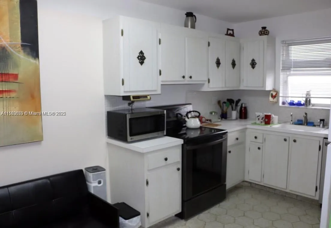 2780 NE 183rd St # 1701, Aventura FL 33160