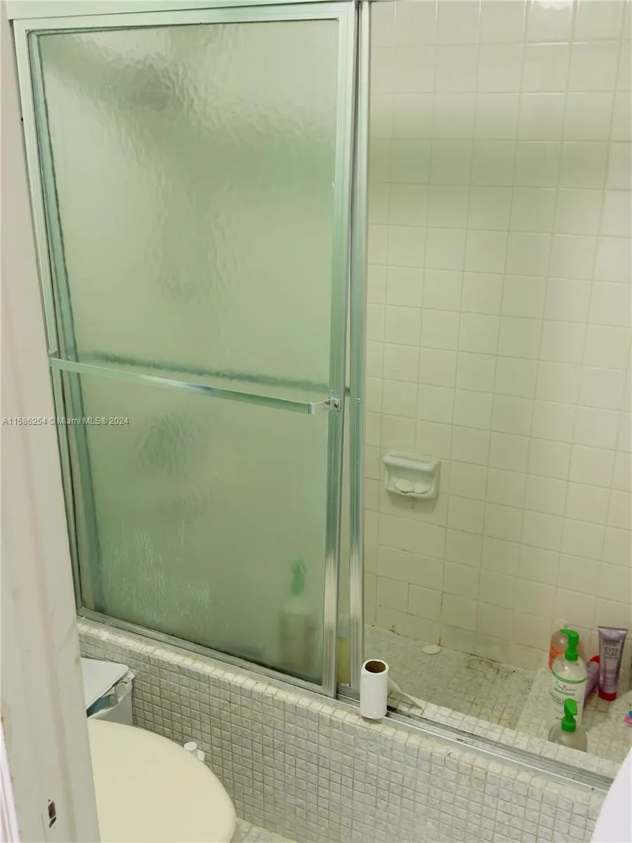 3955 N Nob Hill Rd # 408, Sunrise FL 33351