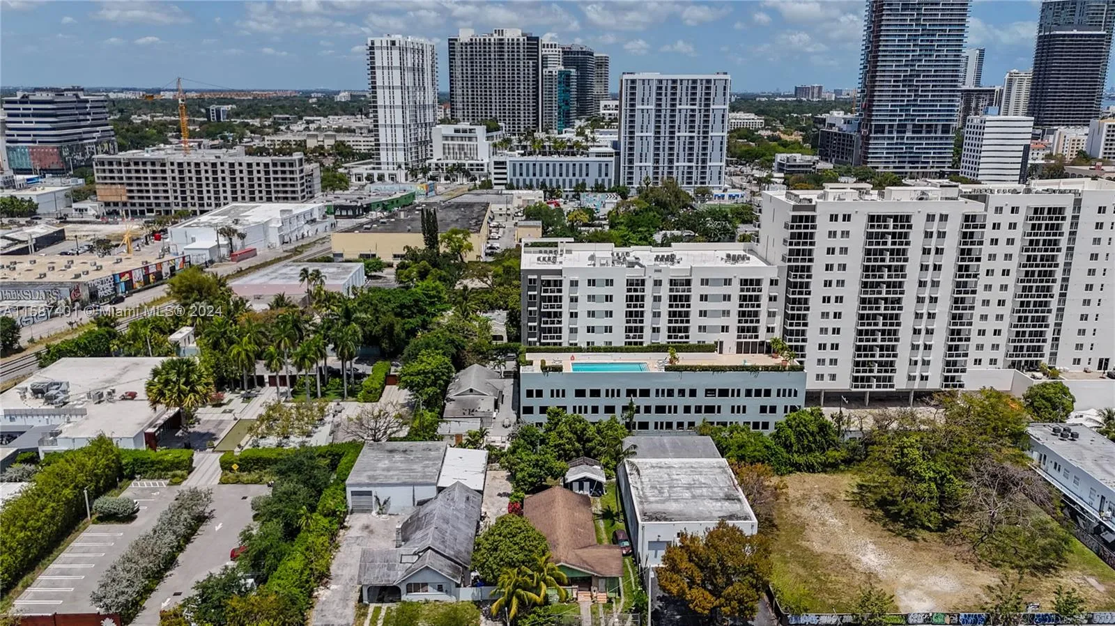 133 NE 24th St, Miami FL 33137