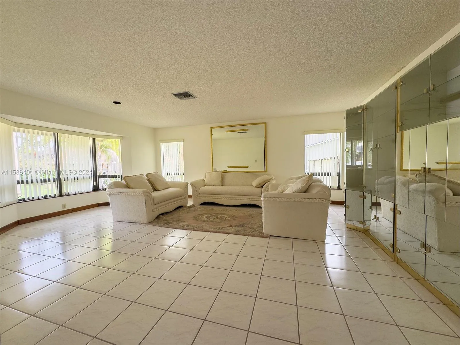 17745 SW 83rd Ct, Palmetto Bay FL 33157