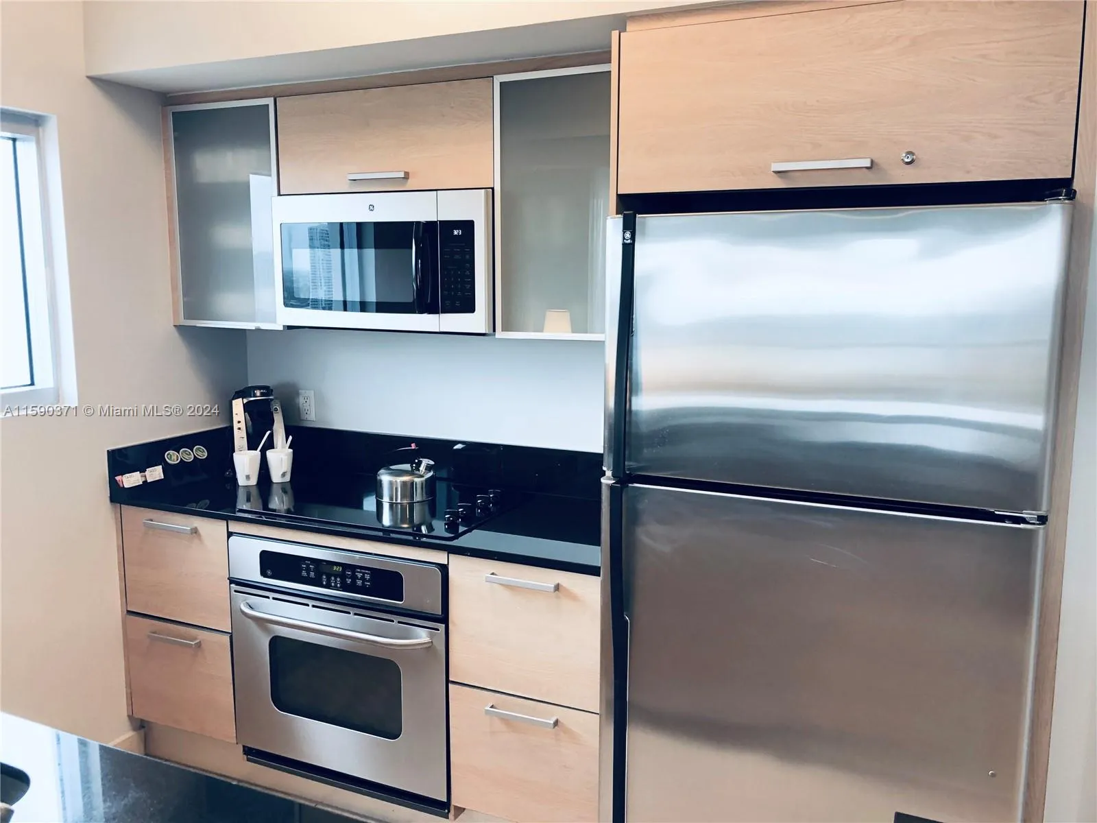 18683 Collins Ave # 1907, Sunny Isles Beach FL 33160