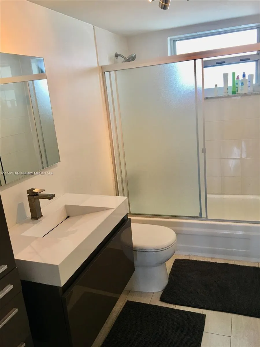 1610 Lenox Ave # 416, Miami Beach FL 33139