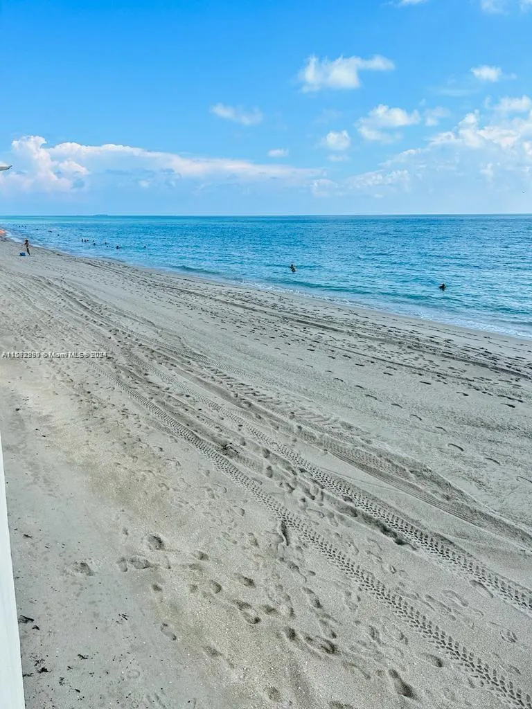 3180 S Ocean Dr # 1405, Hallandale Beach FL 33009