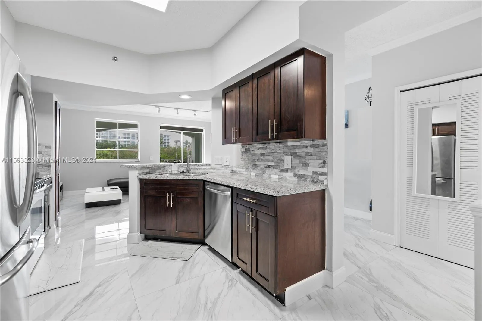 3105 NE 184th St # 7305, Aventura FL 33160