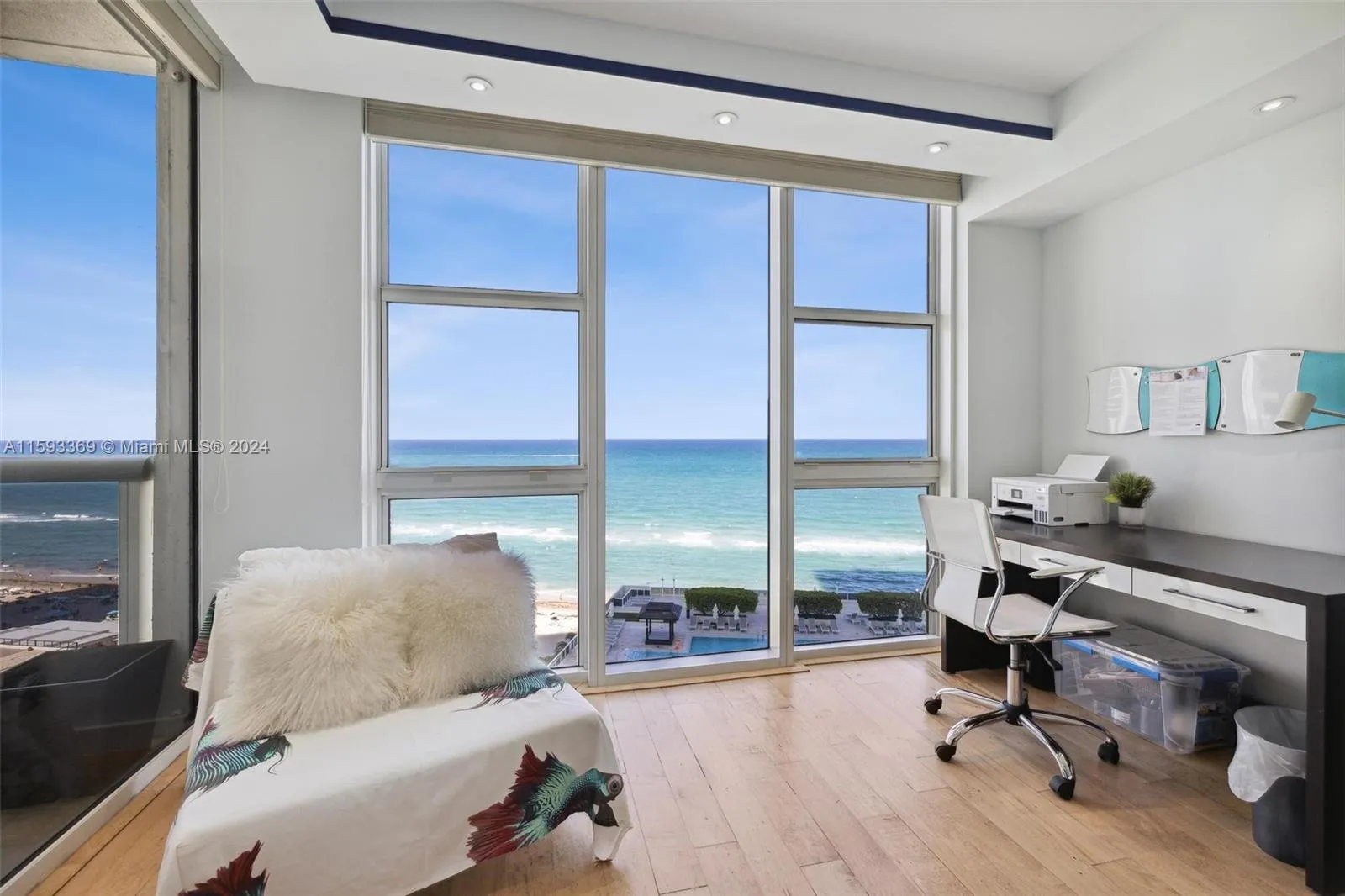 1800 S Ocean Dr # 1401, Hallandale Beach FL 33009
