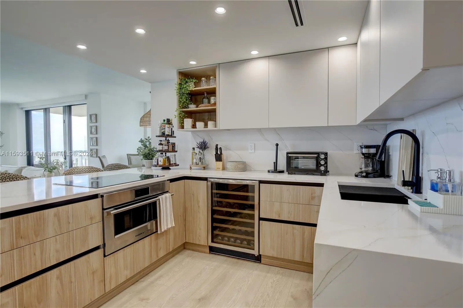 1121 Crandon Blvd # D1201, Key Biscayne FL 33149