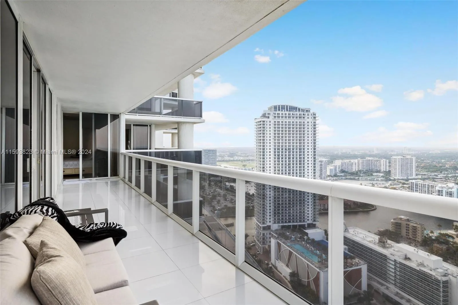 1800 S Ocean Dr # 3801, Hallandale Beach FL 33009