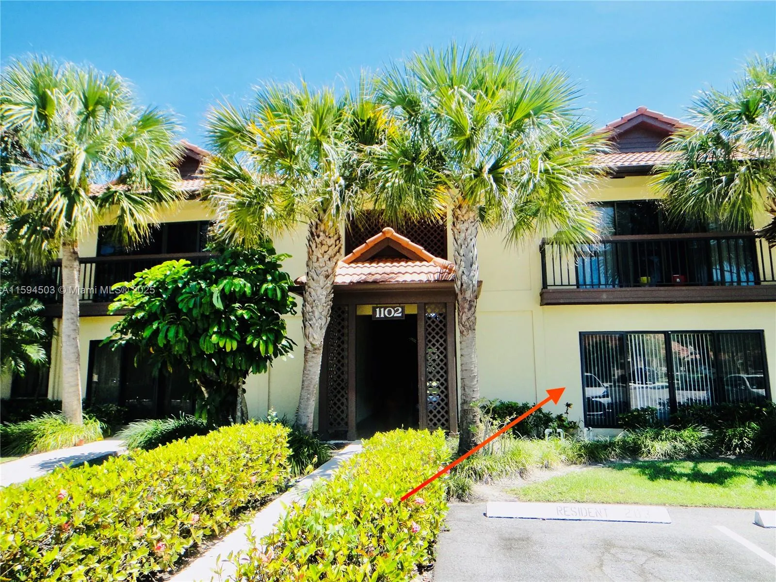 2 bedroom 2 bath for rent at 1102 Duncan Cir # 104, Palm Beach Gardens FL 33418
