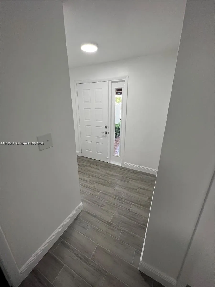 3 bedroom 3 bath for sale at 2050 SW 122nd Ave # 22, Miami FL 33175