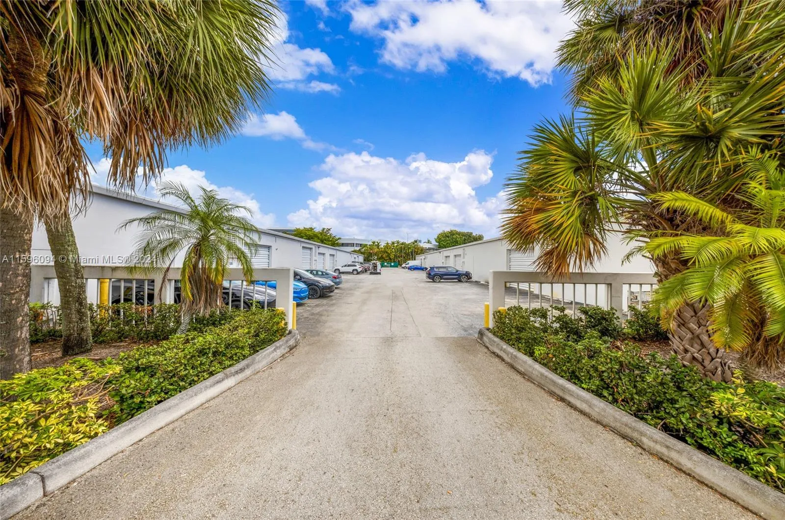 8125 NW 33rd St # 8125, Doral FL 33122