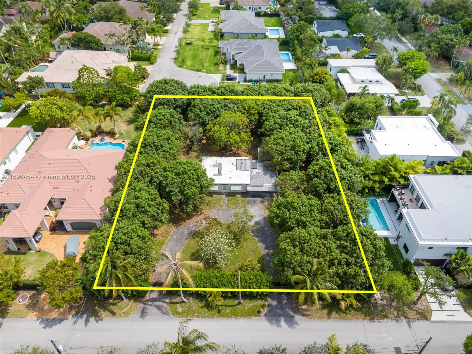 for sale at 7800 SW 110th St, Pinecrest FL 33156
