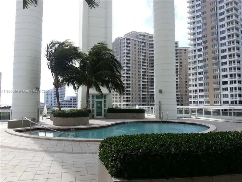 900 Brickell Key Blvd # 2803, Miami FL 33131