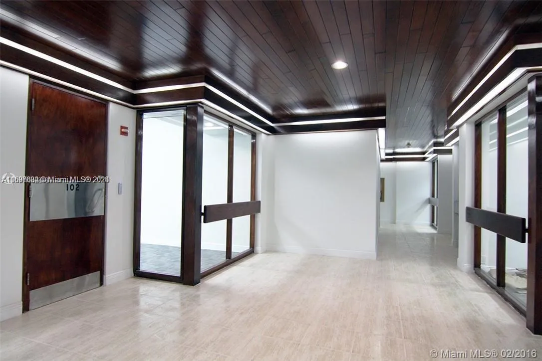 13499 Biscayne Blvd, North Miami FL 33181