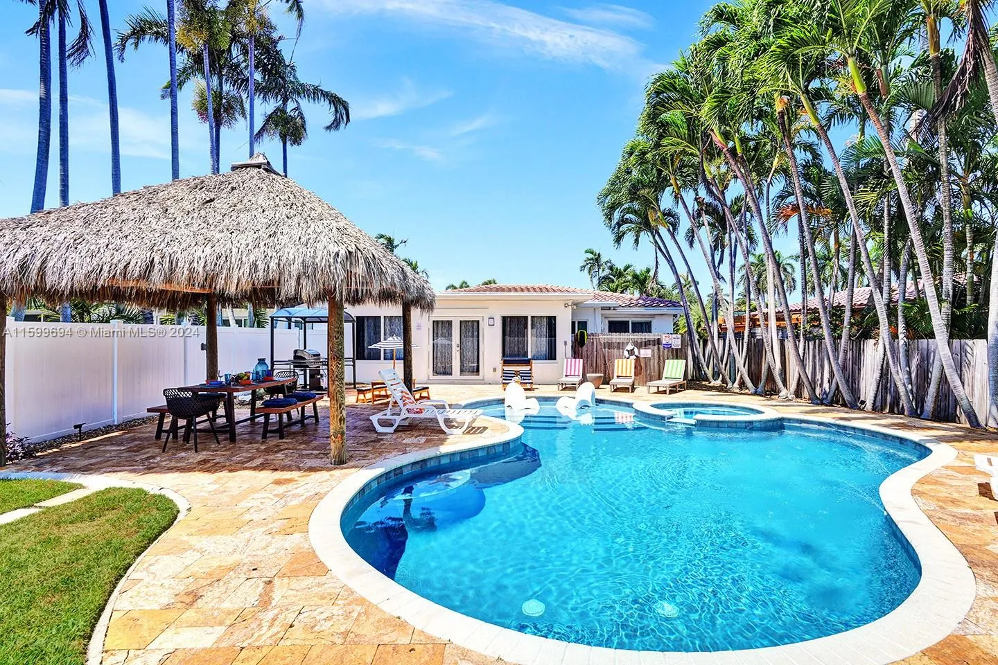 1206 Lincoln St, Hollywood FL 33019