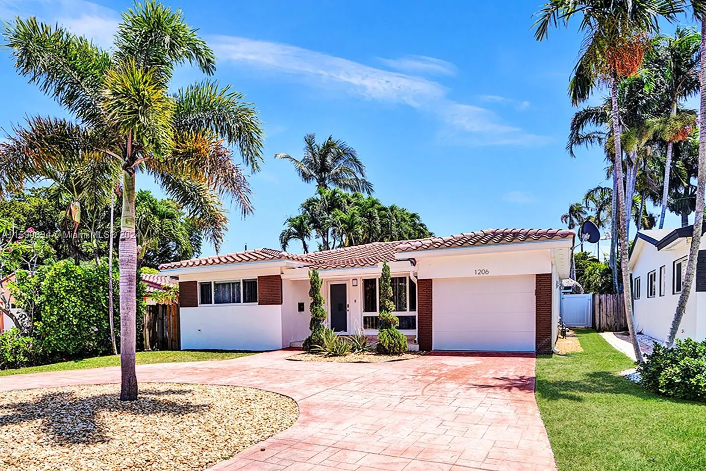 1206 Lincoln St, Hollywood FL 33019
