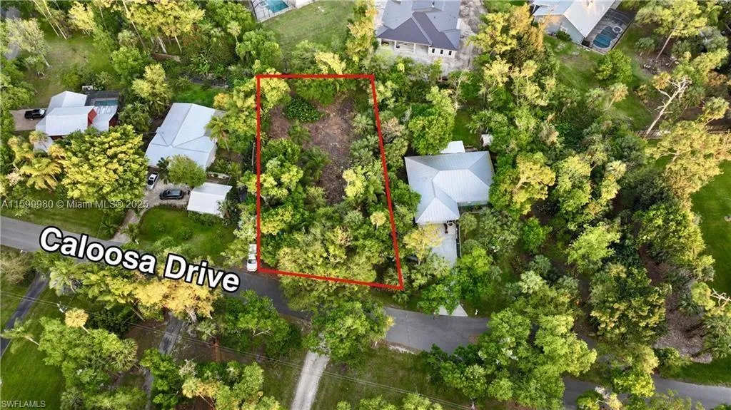 385 Caloosa Dr, La Belle FL 33935