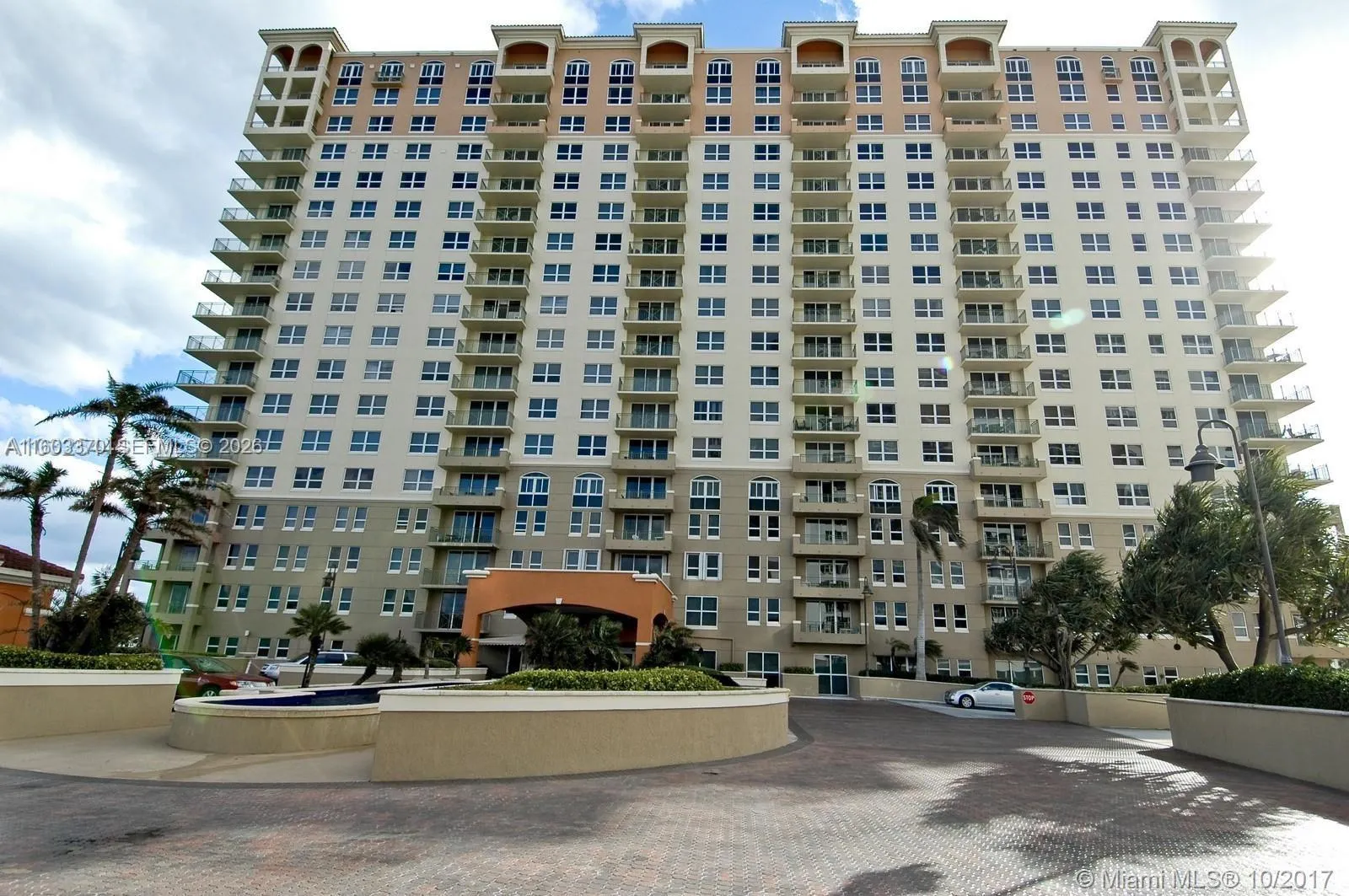 2 bedroom 2 bath for rent at 2080 S Ocean Dr # 905, Hallandale Beach FL 33009