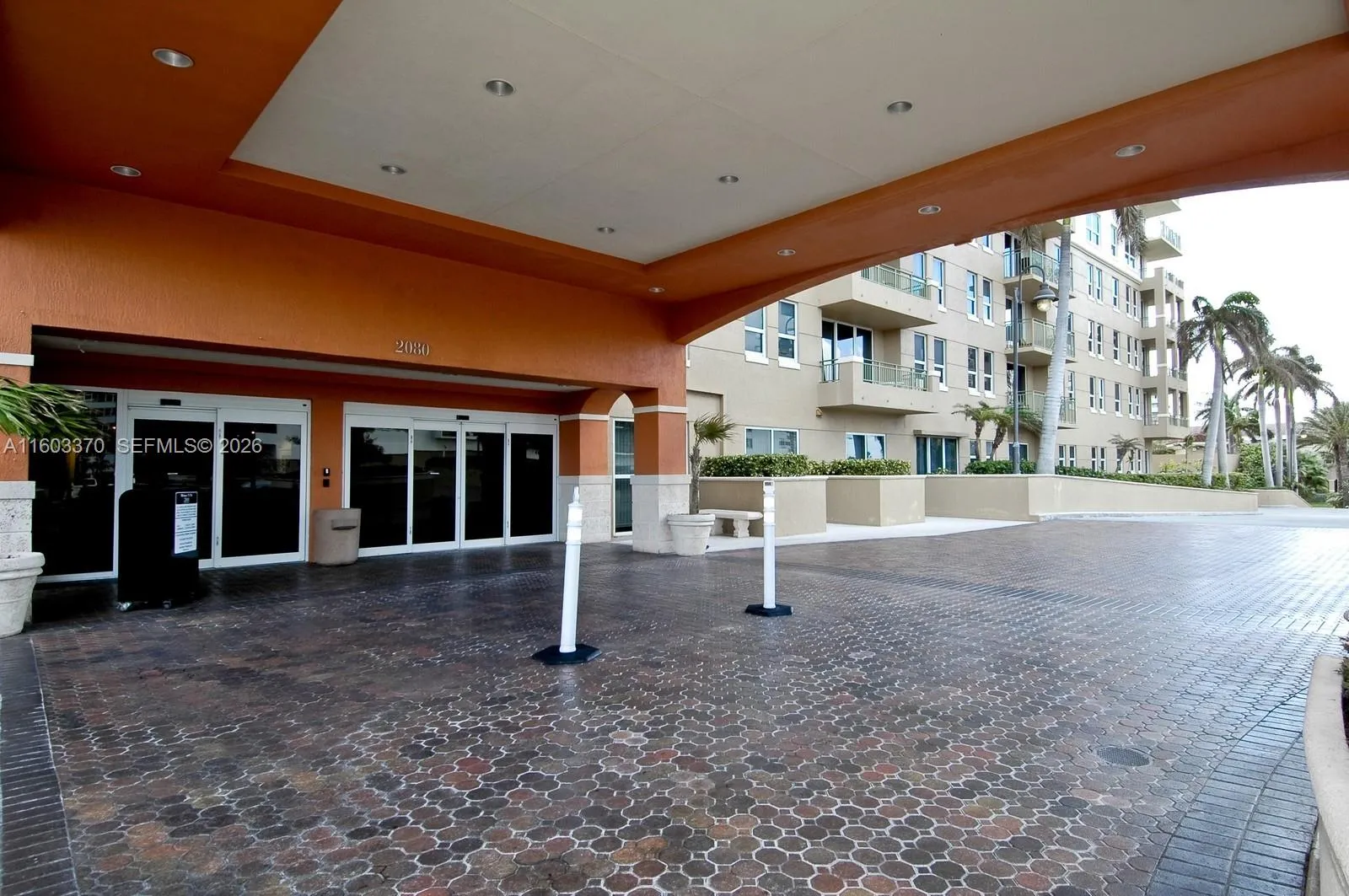 2080 S Ocean Dr # 905, Hallandale Beach FL 33009