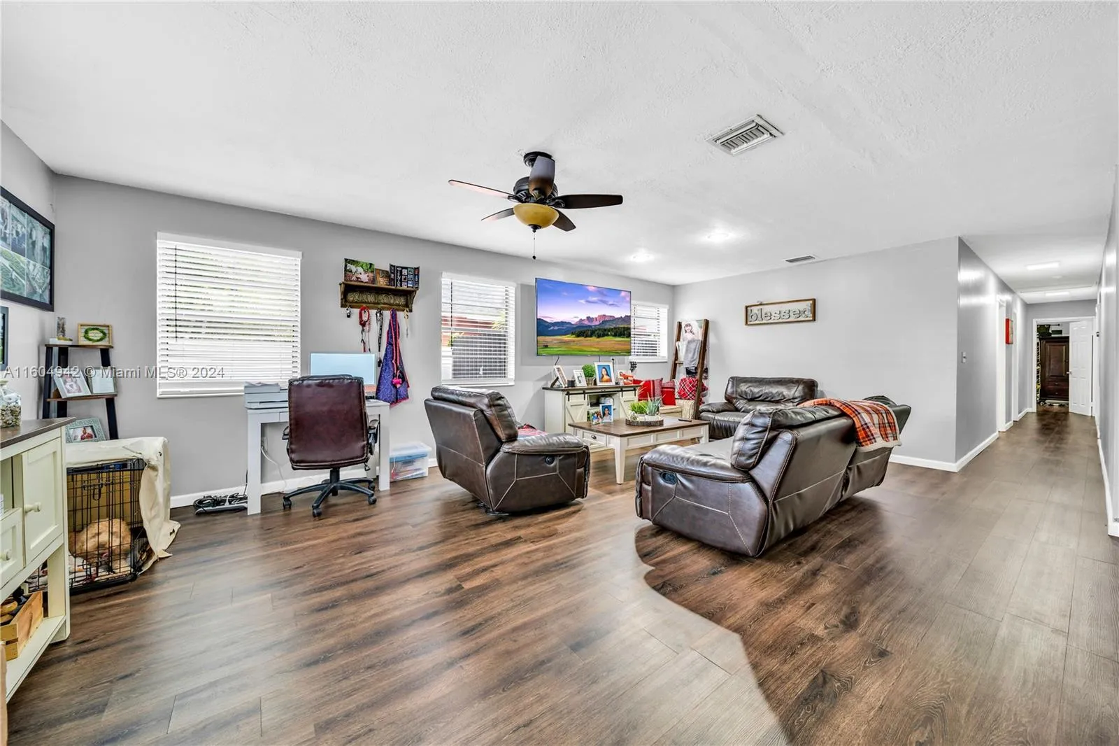 875 E 29th St, Hialeah FL 33013