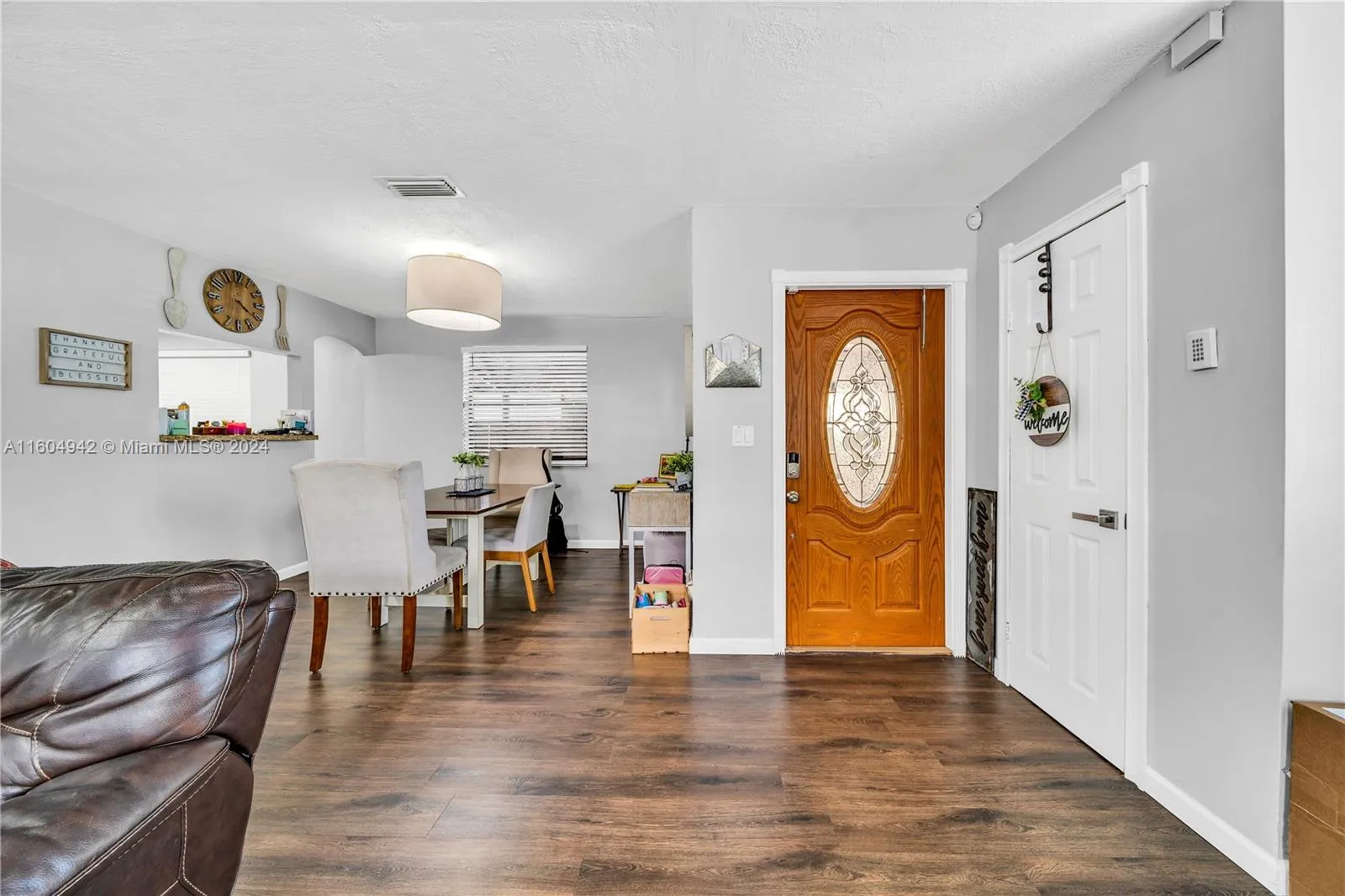 875 E 29th St, Hialeah FL 33013