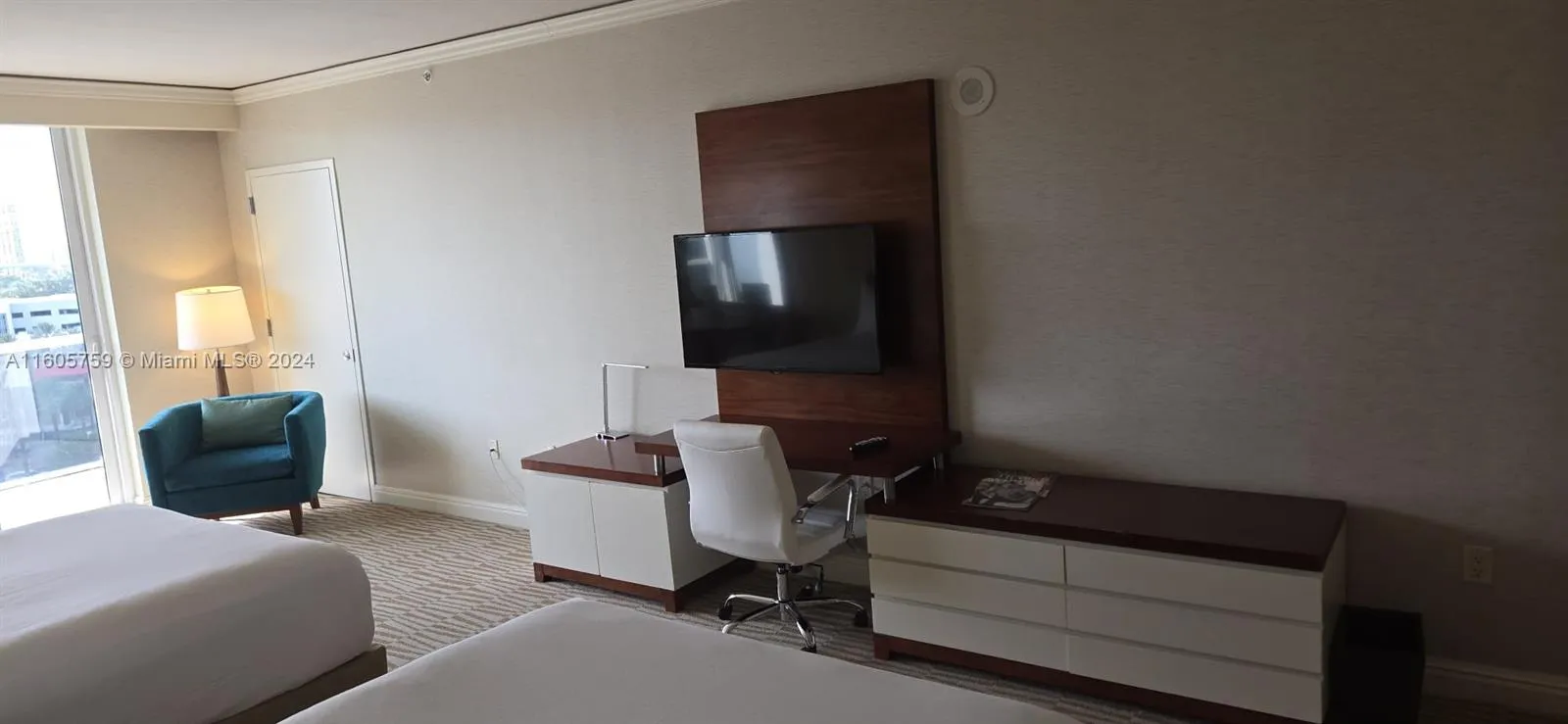 18001 Collins Ave # 601, Sunny Isles Beach FL 33160