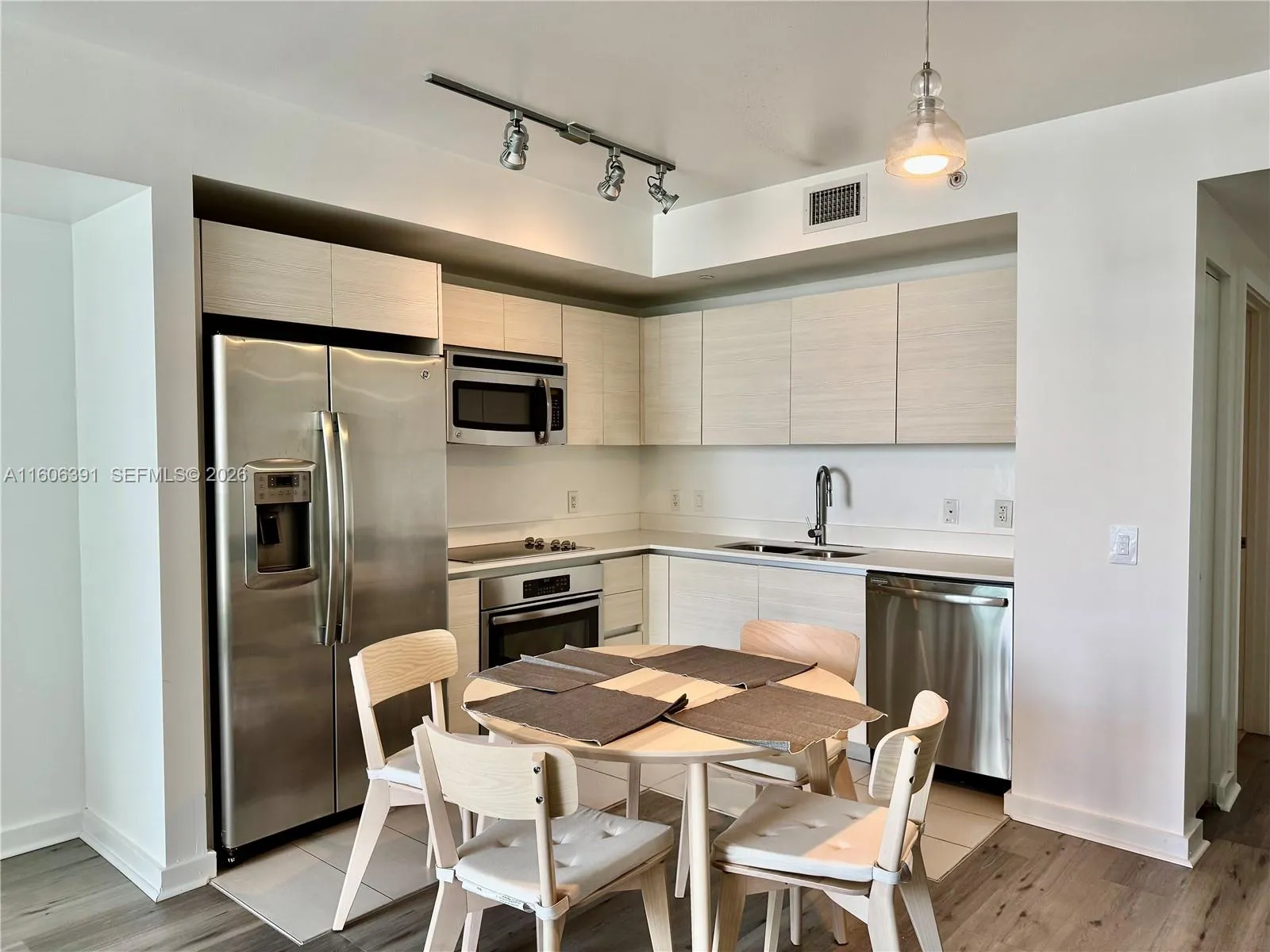 4250 Biscayne Blvd # 806, Miami FL 33137
