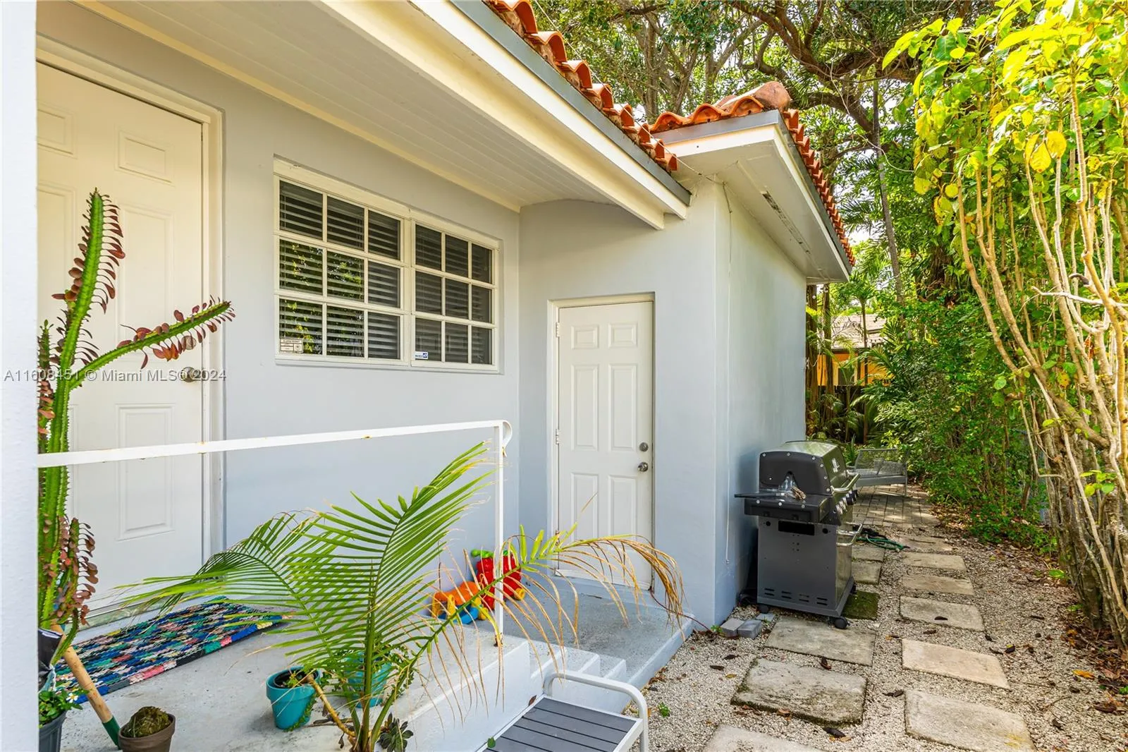 2935 Calusa St, Miami FL 33133