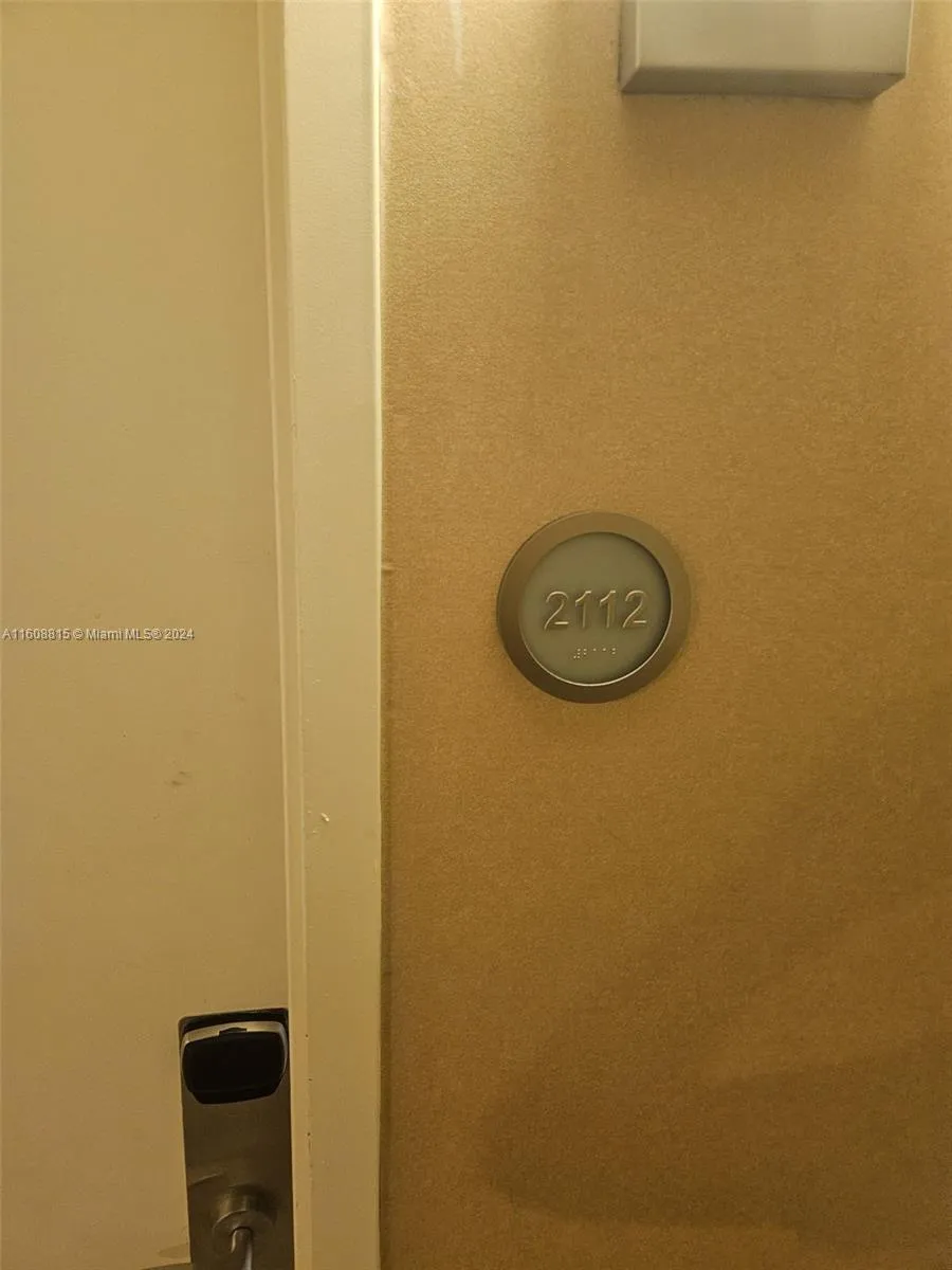 18001 Collins Ave # 2112, Sunny Isles Beach FL 33160