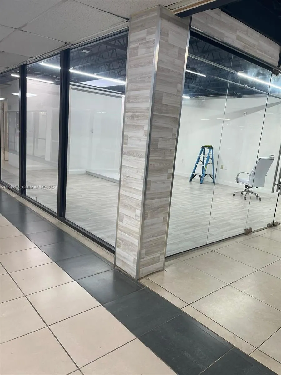 777 NW 72nd Ave # B, Miami FL 33126