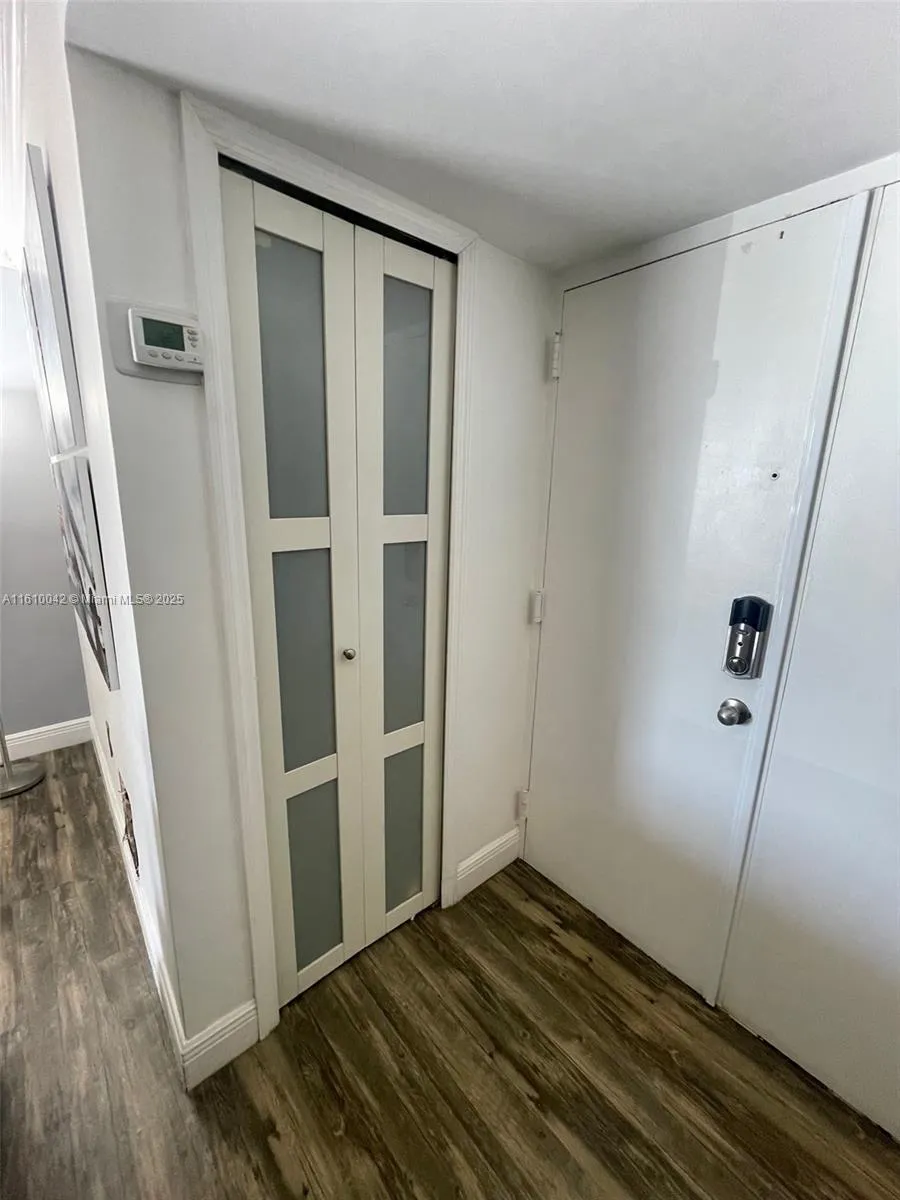 11800 SW 18th St # 4, Miami FL 33175