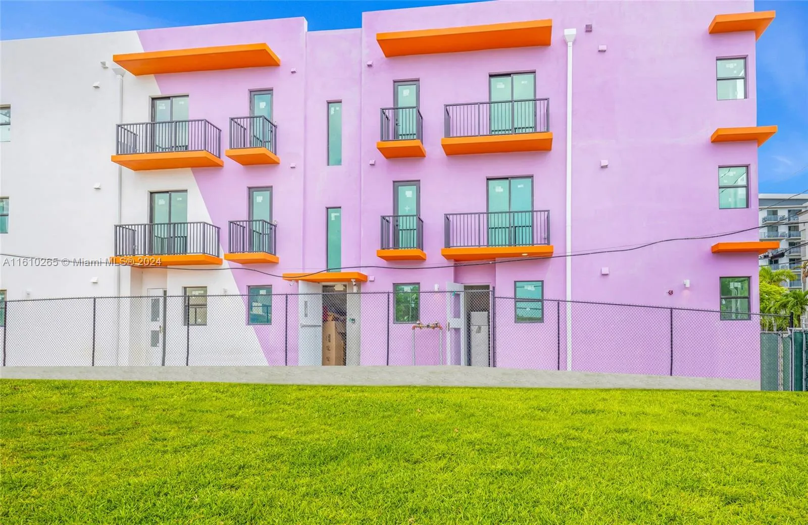 for sale at 626 NW 11th Ave, Miami FL 33136