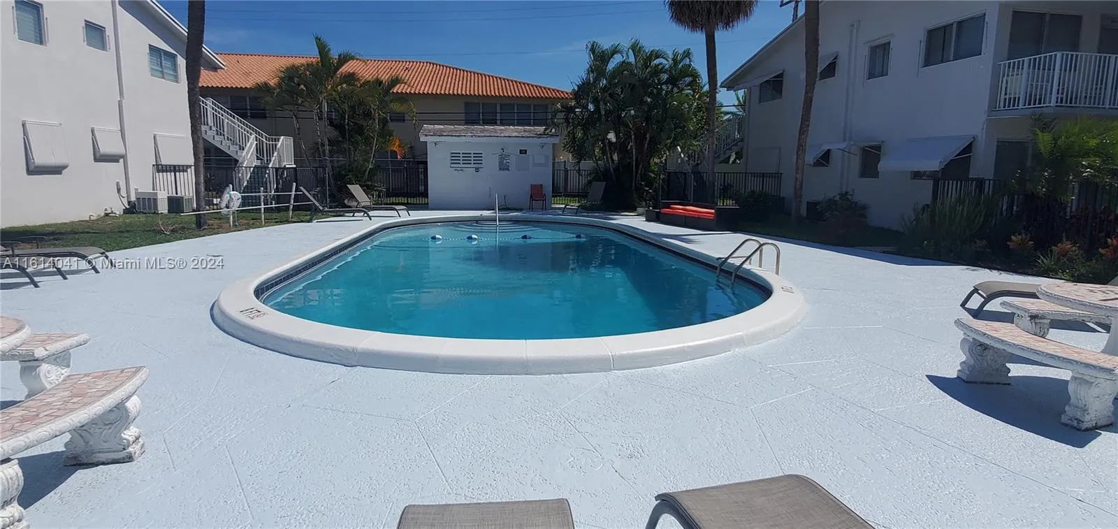 2000 NE 51st Ct # 107, Fort Lauderdale FL 33308