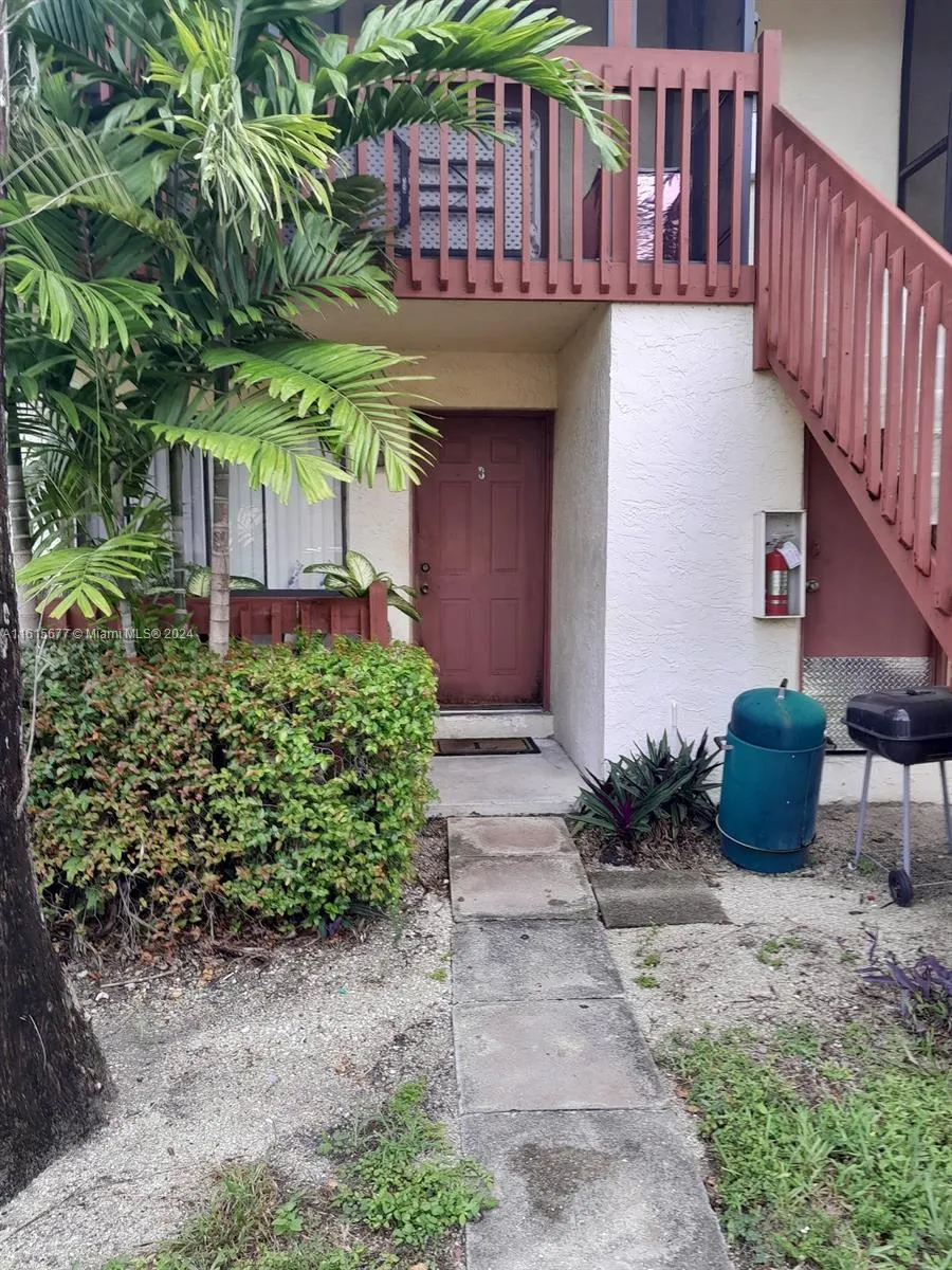 2066 NW 43rd Ter # 3, Lauderhill FL 33313