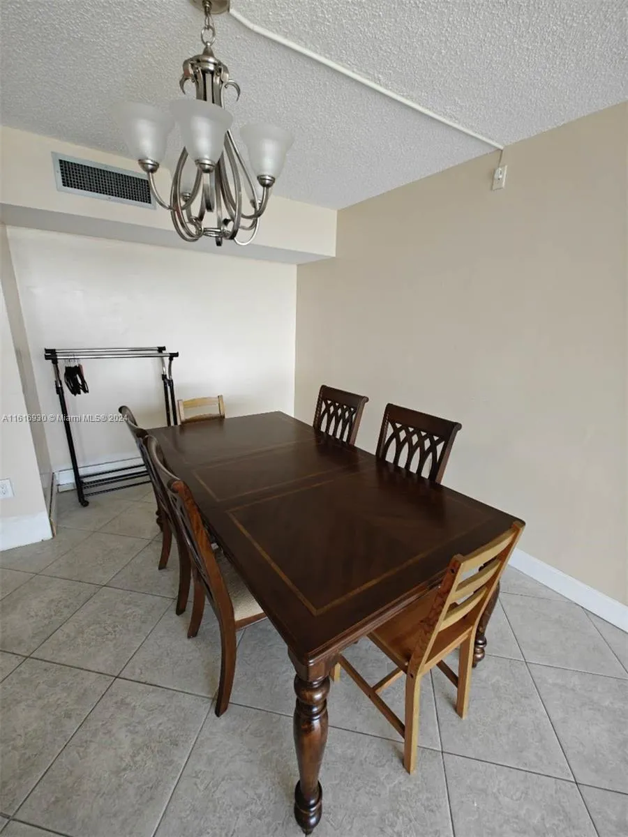 3701 N Country Club Dr # 705, Aventura FL 33180