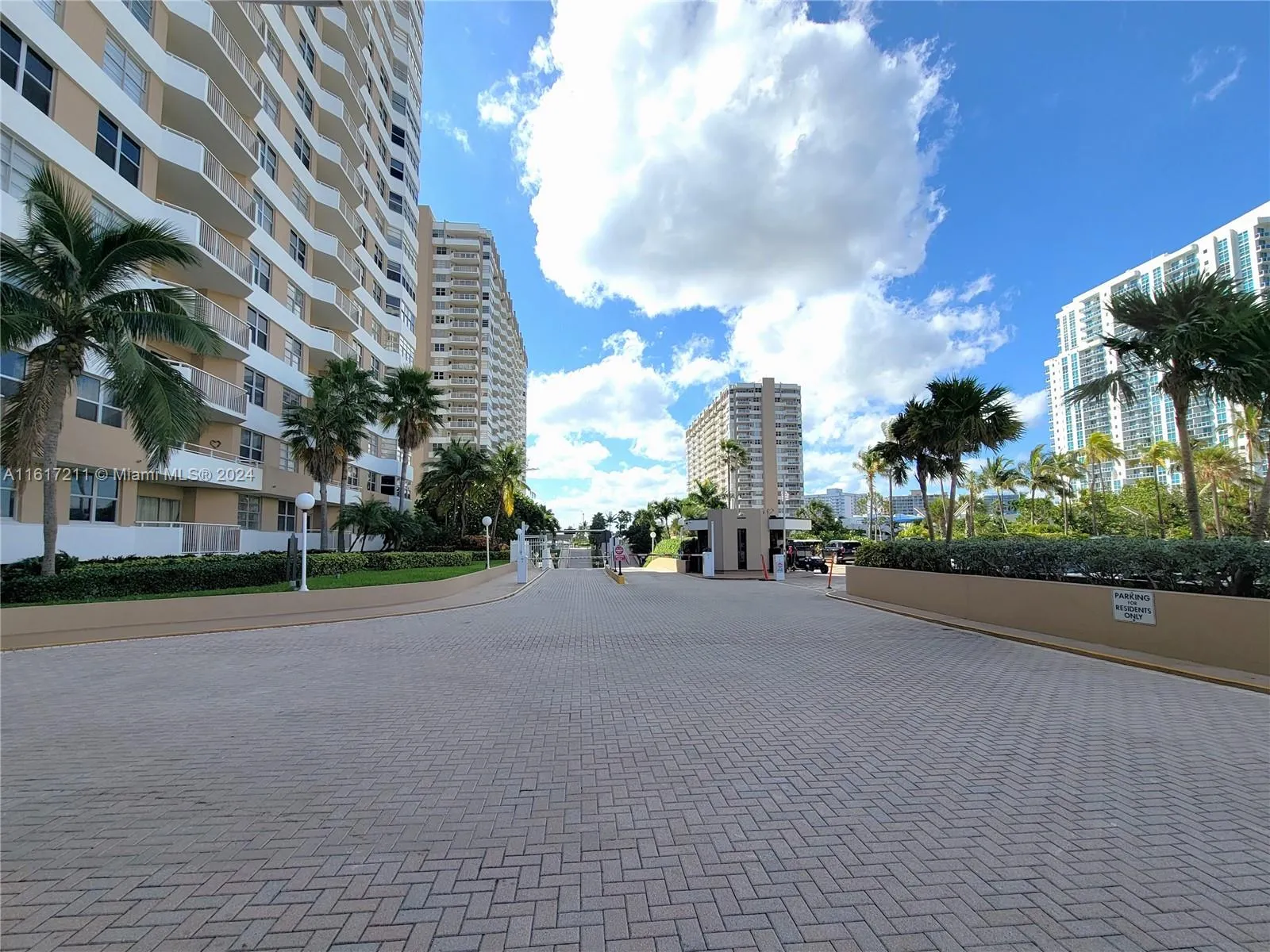 1980 S Ocean Dr # 2C, Hallandale Beach FL 33009