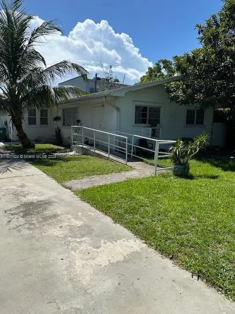 470 NW 26th Ave, Miami FL 33125