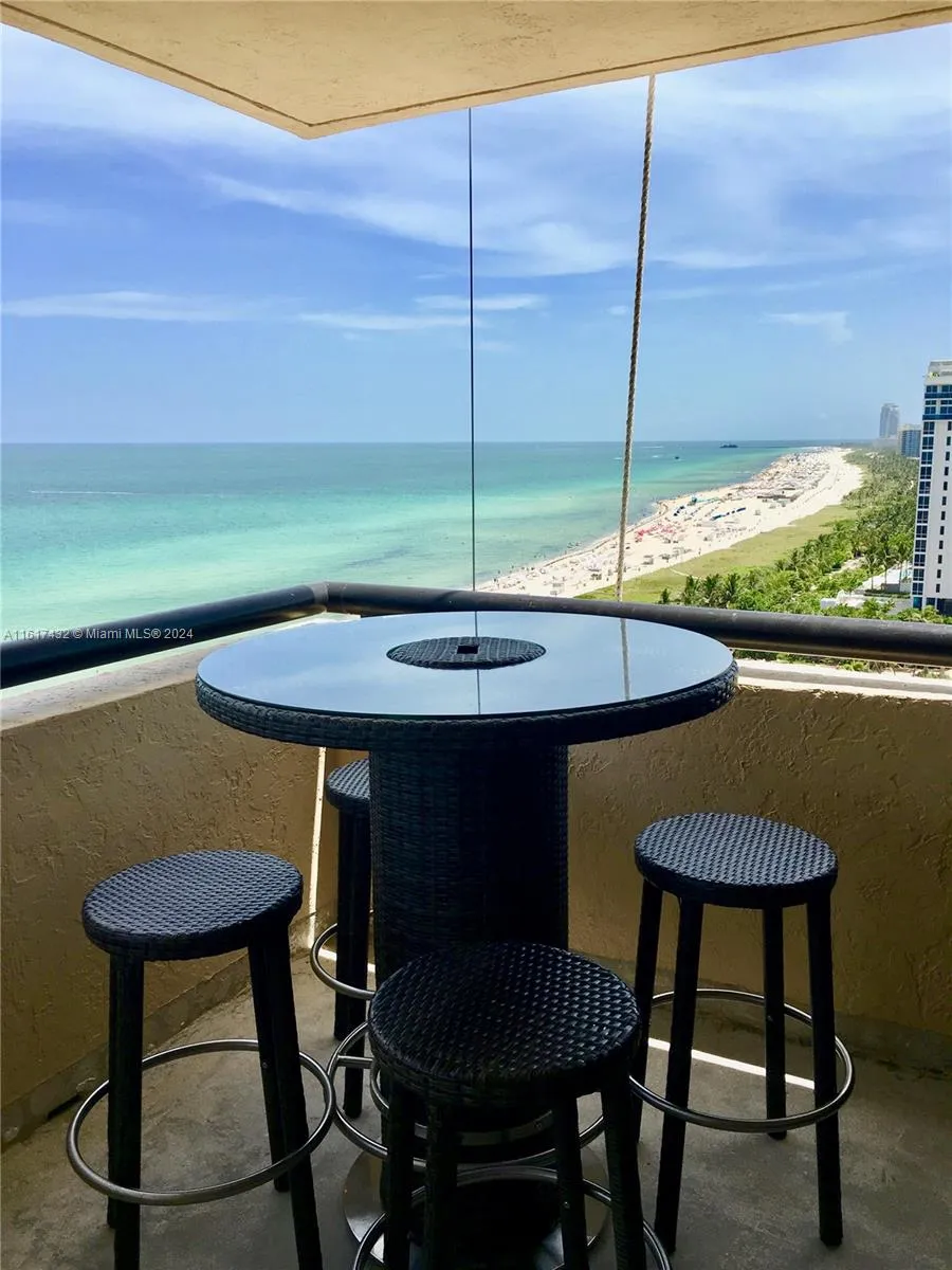 2555 Collins Ave # 1711, Miami Beach FL 33140